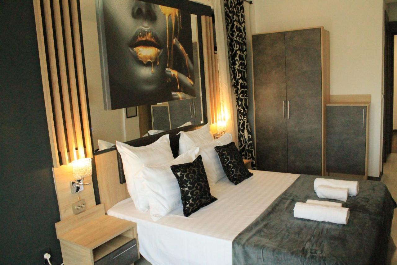 Theline Hotel Bukarest Kültér fotó