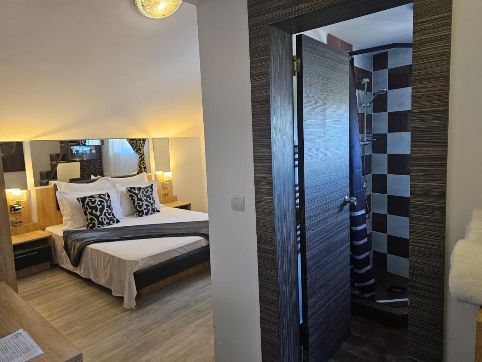 Theline Hotel Bukarest Kültér fotó
